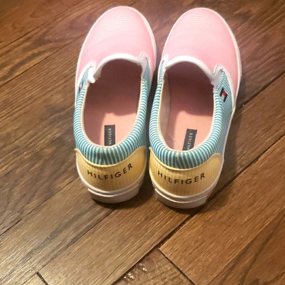 Tommy Hilfiger slip ons  size 8 mutlicolored - Picture 3 of 4